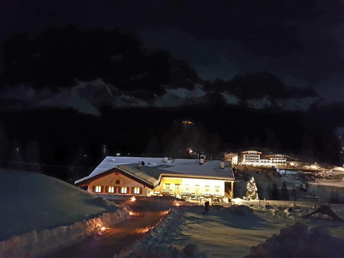 Jaegerhaus Agriturismo Cortina dʼAmpezzo Zewnętrze zdjęcie